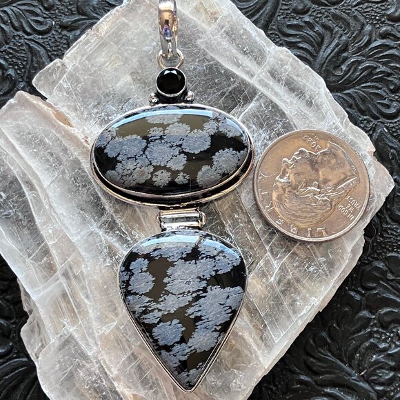 Snowflake Obsidian and Black Onyx Stone Jewelry Crystal Pendant - Picture 3 of 7